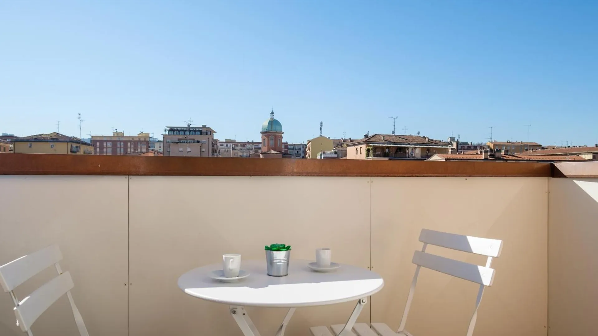 Scandellari Apartments - Ideal Apartment For 2 Guests Bologna