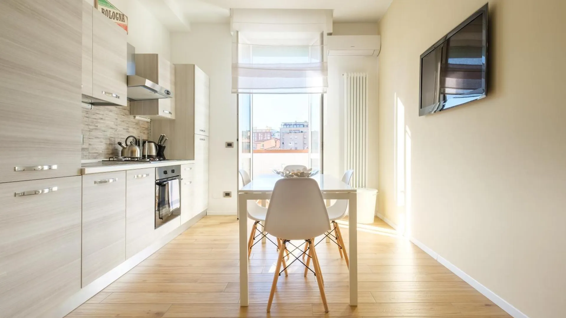 Scandellari Apartments - Ideal Apartment For 2 Guests Bologna 0*,