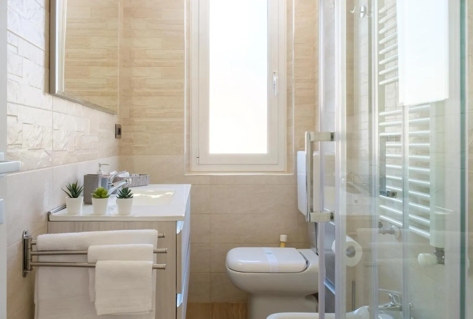 Scandellari Apartments - Ideal Apartment For 2 Guests Μπολόνια